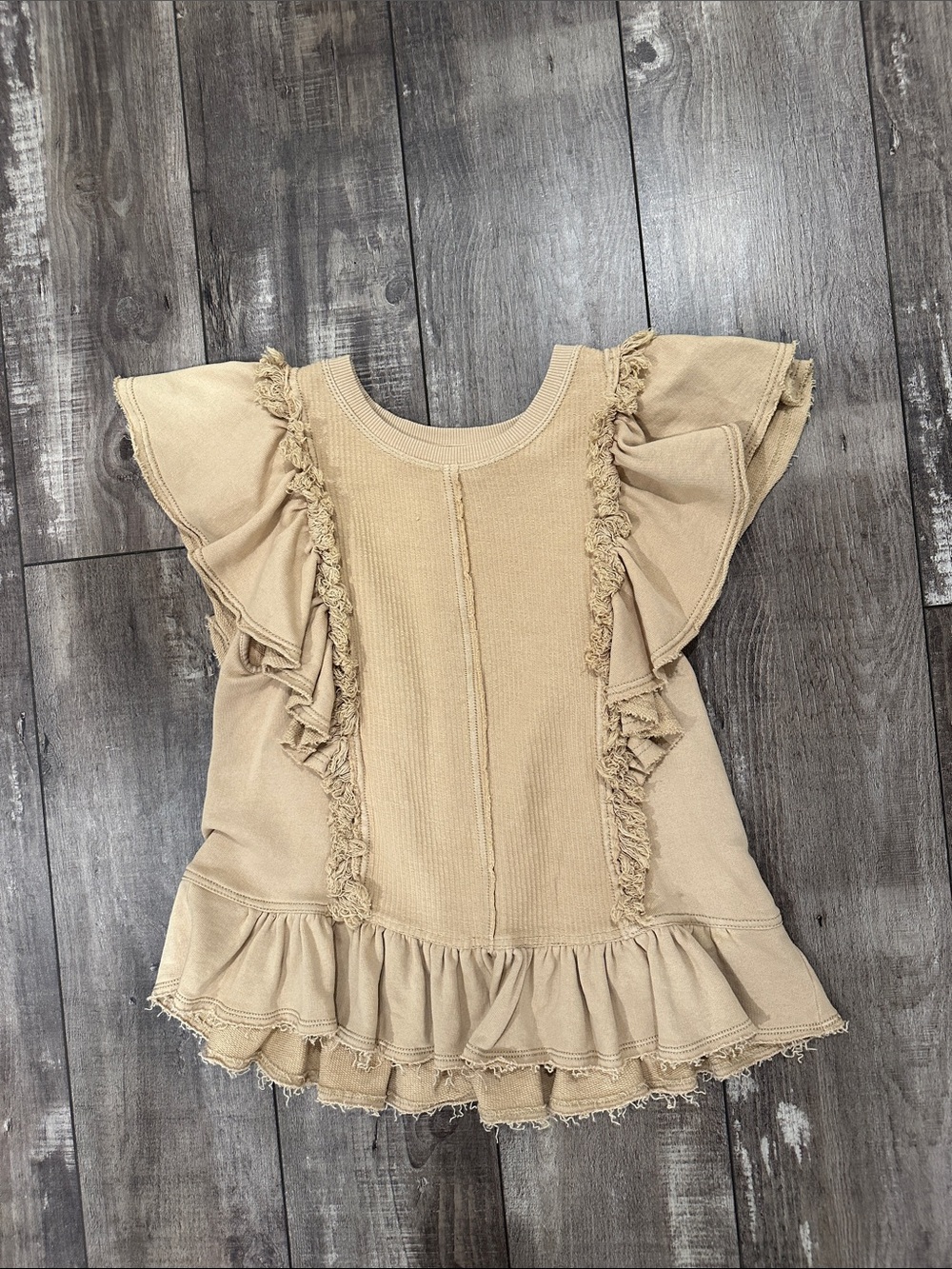 Pilcro Cream Ruffle Short Sleeve Top with Frayed Trim